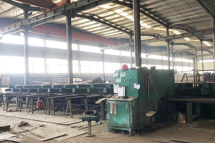 Rolling shear machine